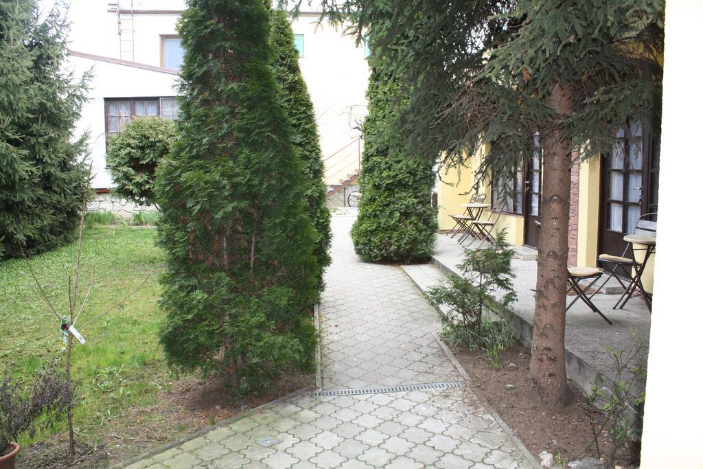 Penzion Oaza Trnava Exterior photo